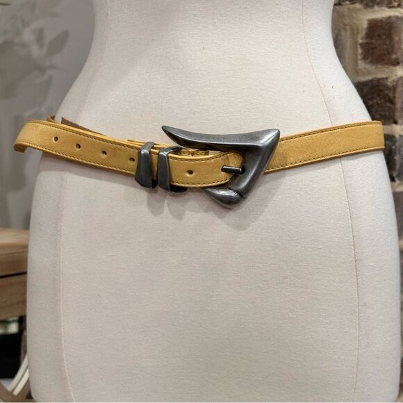 Free People Women’s Billie Leather Bohemian Metal Buckle Belt in the Size M/L - Picture 9 of 12